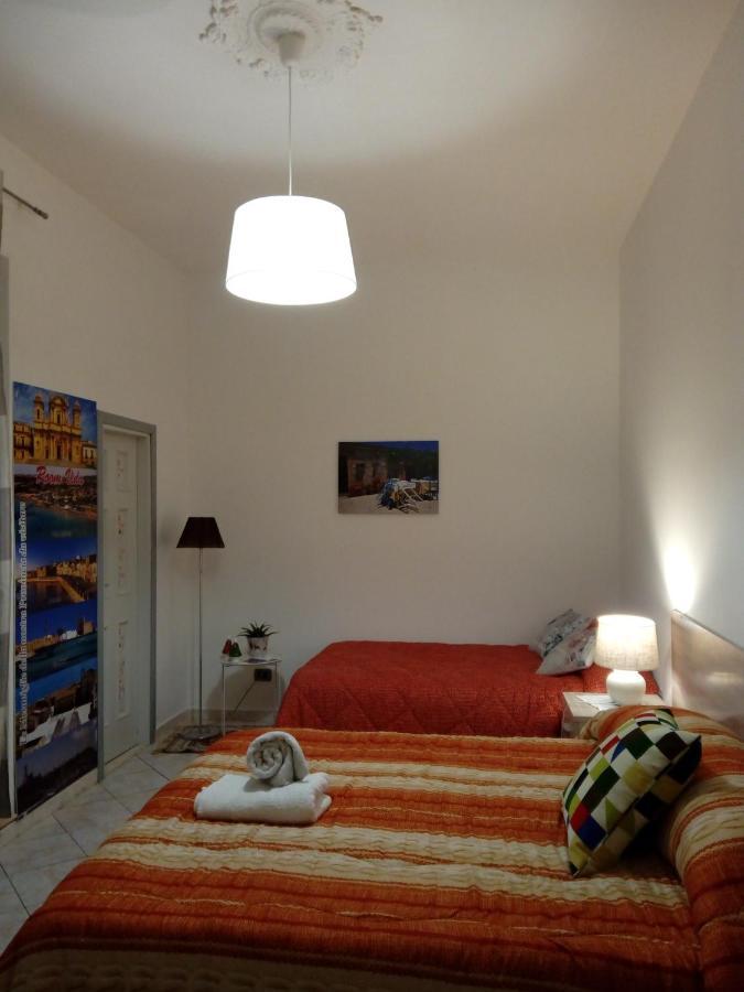 Ospitalita Barocca Room Vida Noto Exteriér fotografie
